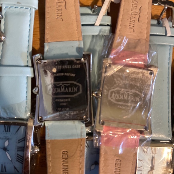 AQUAMARIN ladies 🎉Watch. Registered # on back price per watch - Picture 14 of 14